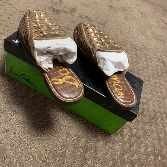 Sam Edelman size 8.5 Rose Gold Slides - Picture 2 of 5